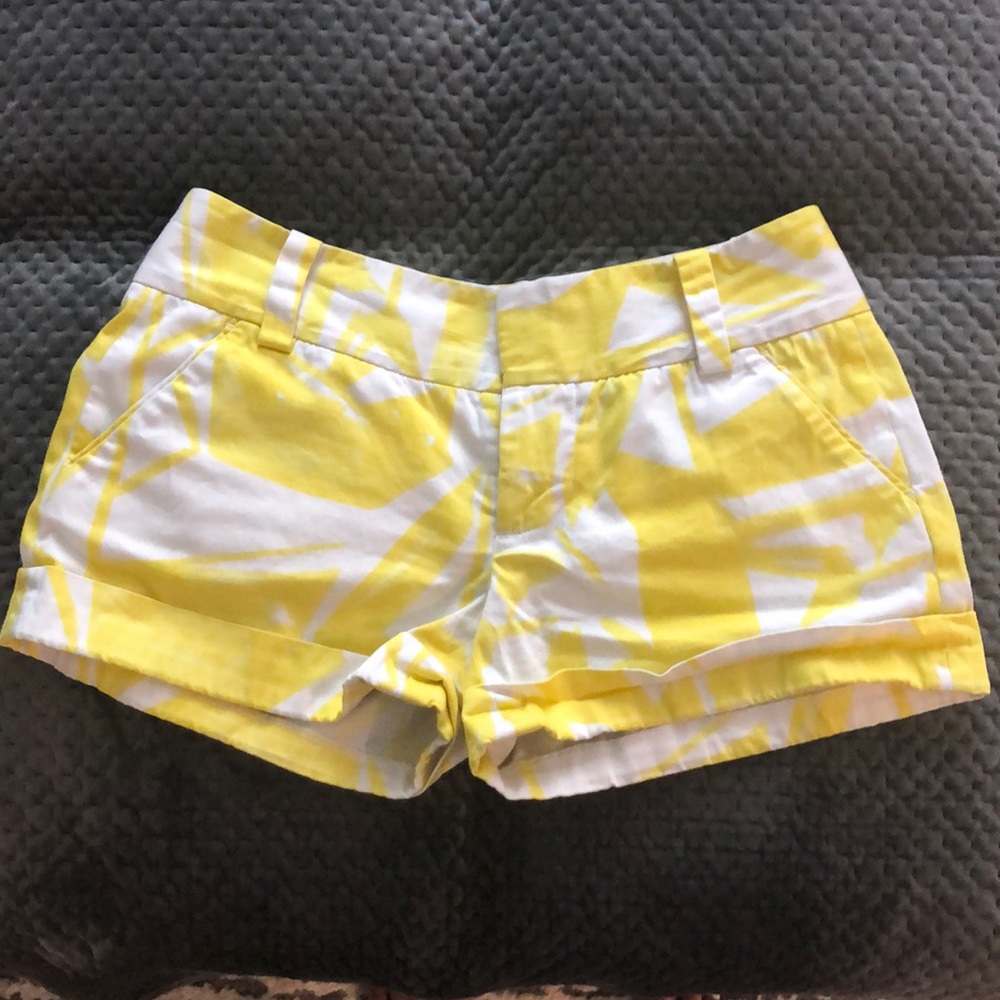 Alice + Olivia white and yellow shorts